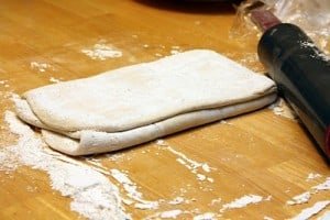 ciasto francuskie przepis, jak zrobić ciasto francuskie, ciasto francuskie przepisy, domowe ciasto francuskie 