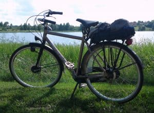rower, rower konserwacja, rower naprawa, czyszczenie łańcucha w rowerze, pompowanie opon, zmiana opon w rowerze, konserwacja roweru, serwis rowerowy